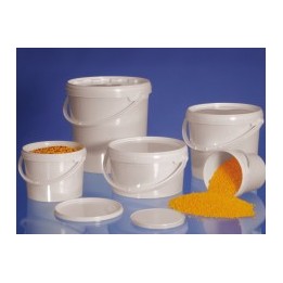 White PP Packaging Bucket 5 L with Airtight Lid | Hornik