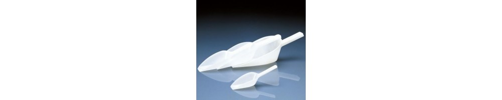 Łopatka z tworzywa – Odporna chemicznie, do laboratorium