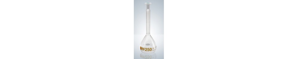 Duran Class A Volumetric Flasks, PP Stopper, Brown Graduation – Lab Precision