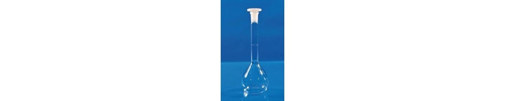 Volumetric Flasks Borosilicate Glass Class A with PP Stopper – Laboratory Precision